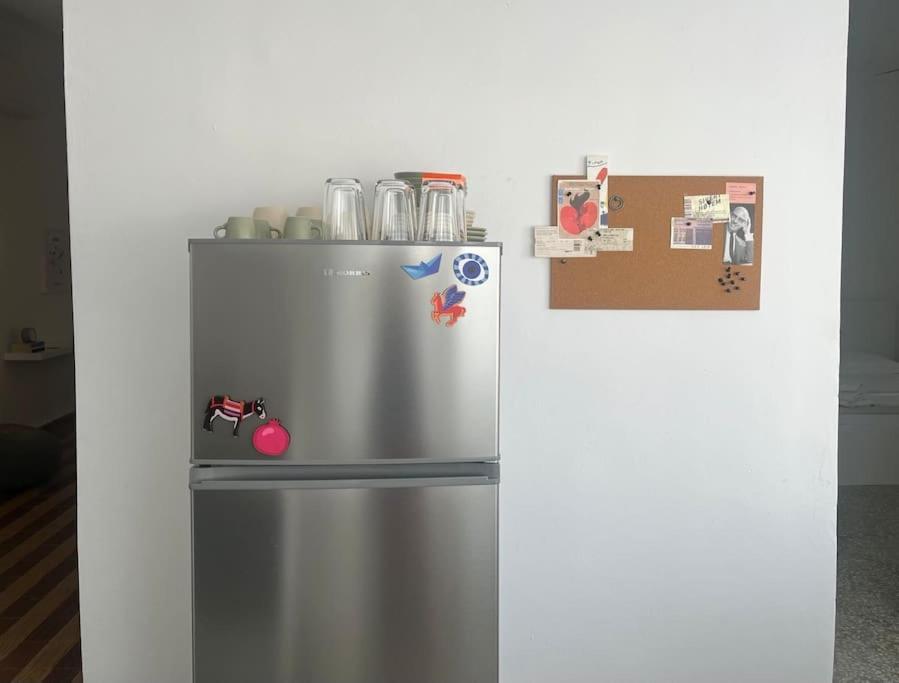 Cozy, Spacious, Newly Renovated Flat In Adamas エクステリア 写真