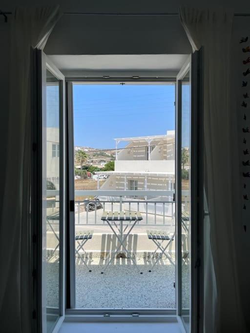 Cozy, Spacious, Newly Renovated Flat In Adamas エクステリア 写真